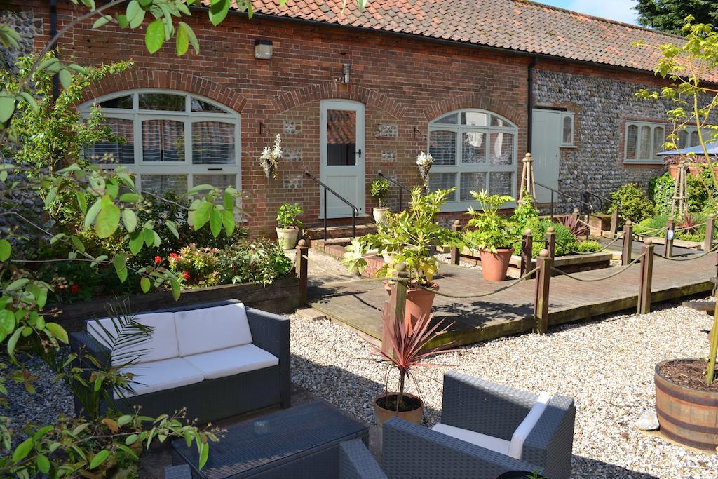 The Barns Bed and Breakfast Thorpe Market Exteriör bild