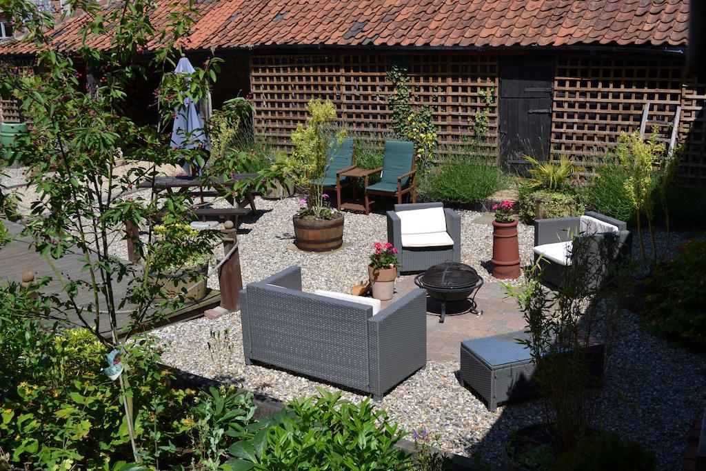 The Barns Bed and Breakfast Thorpe Market Exteriör bild